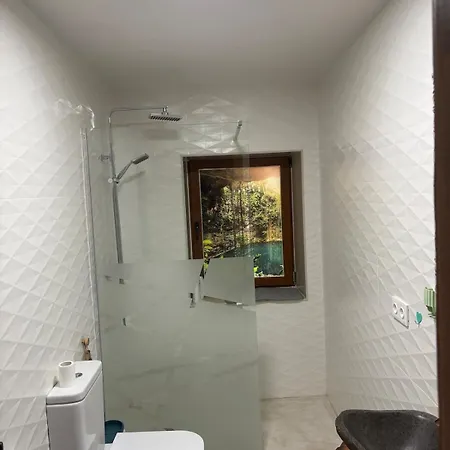 Chalet Vivienda De Uso Turistico En Plena Naturaleza O Poleiro *